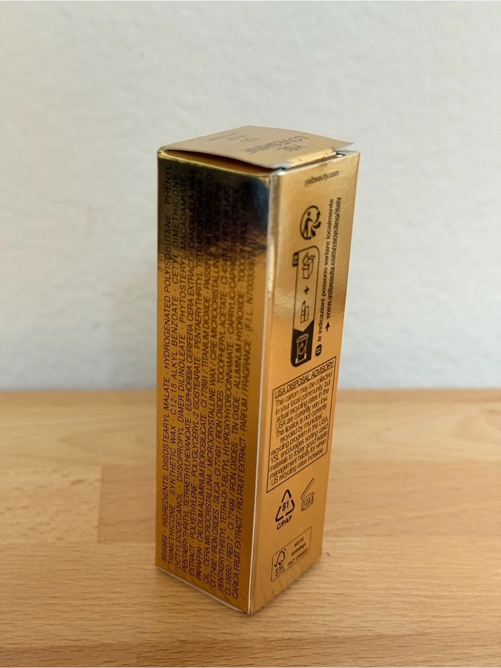 Yves Saint Laurent item ysl
